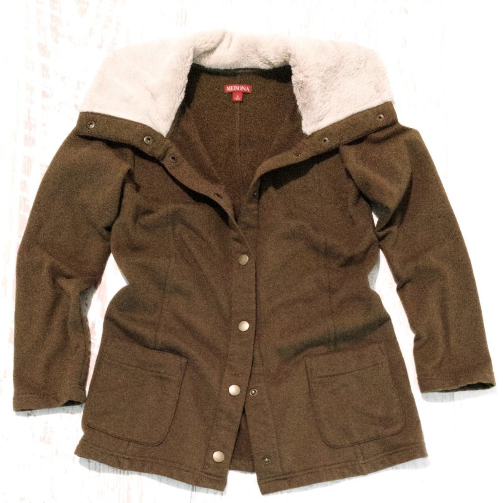 Pre-🖤 Merona Snap-up Faux Fur Collar Coat